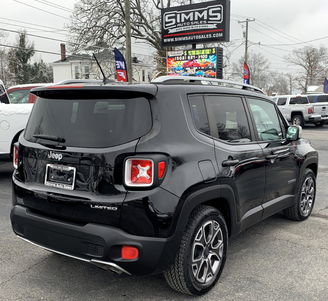 Used 2017 Jeep Renegade Limited image 5