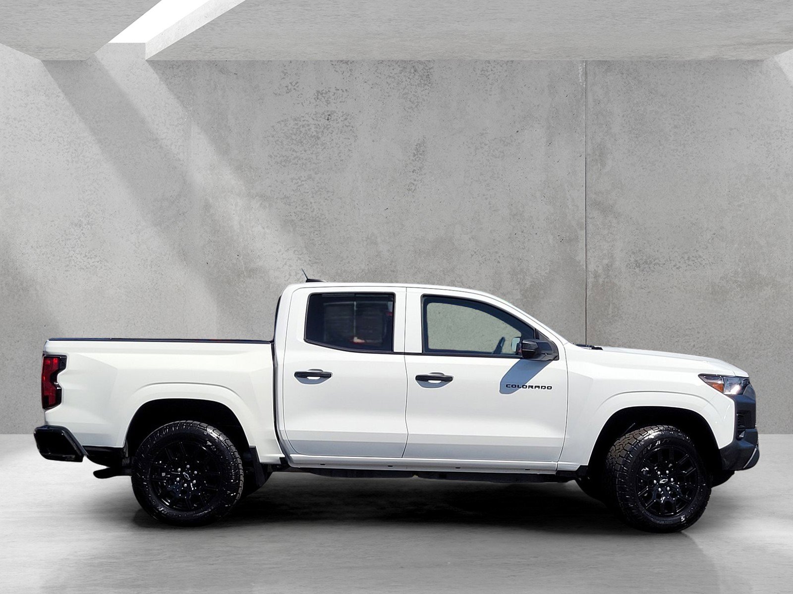 Used 2026 Chevrolet Colorado W/T w/ WT Custom Package image 3