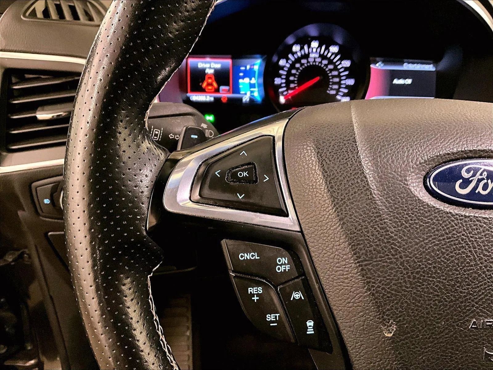 Used 2019 Ford Edge ST w/ Equipment Group 401A AWD/4WD image 17