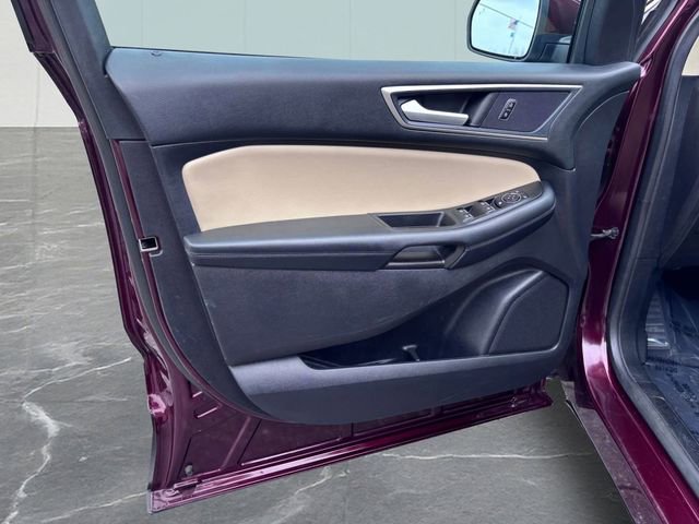 Used 2021 Ford Edge SEL w/ Convenience Package image 12