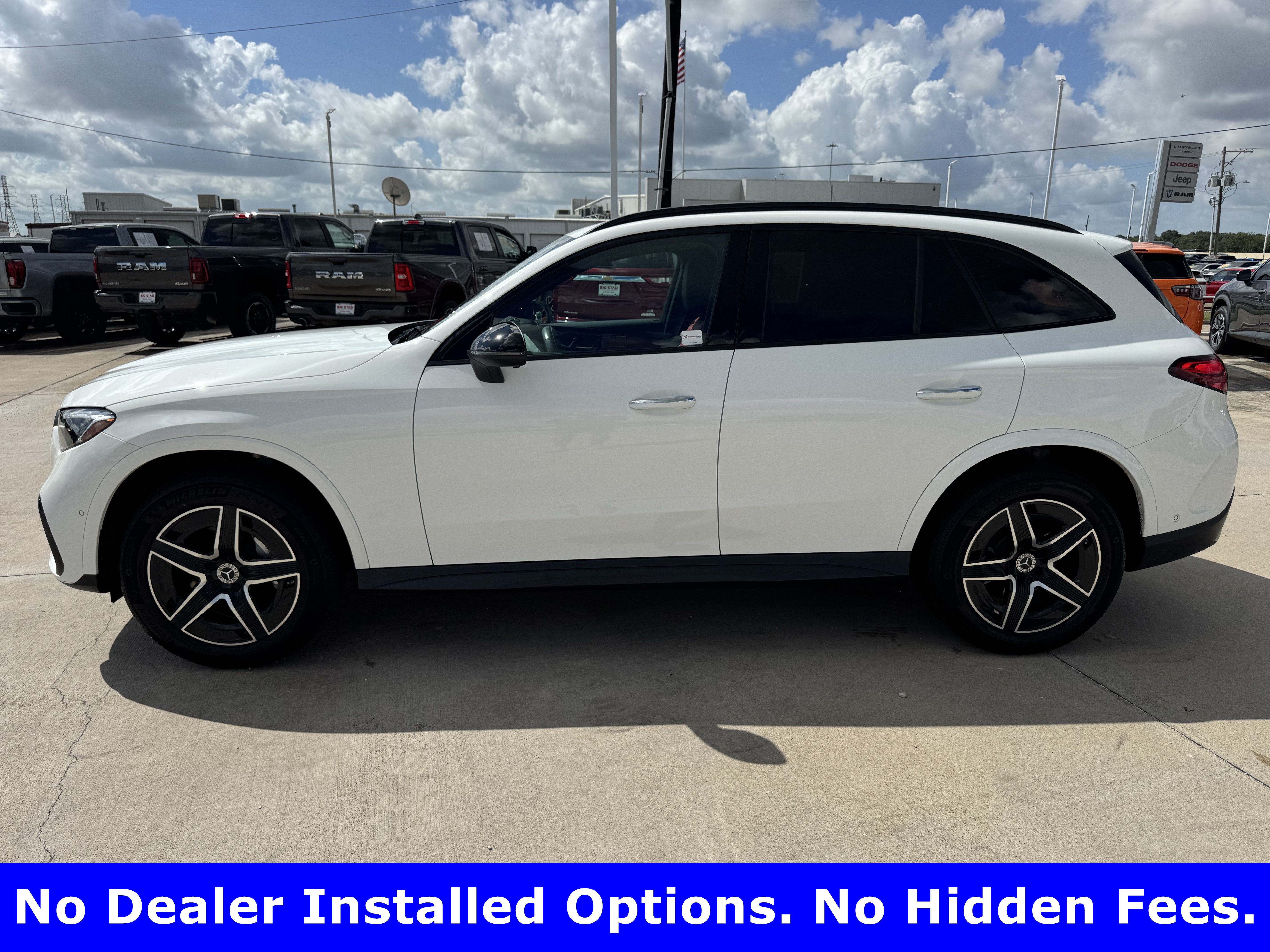 Used 2025 Mercedes-Benz GLC 300 image 5