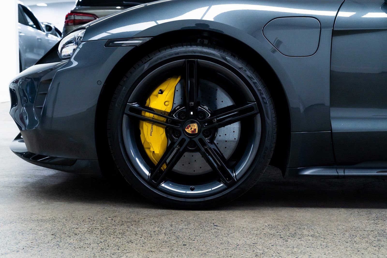 Used 2020 Porsche Taycan Turbo image 7