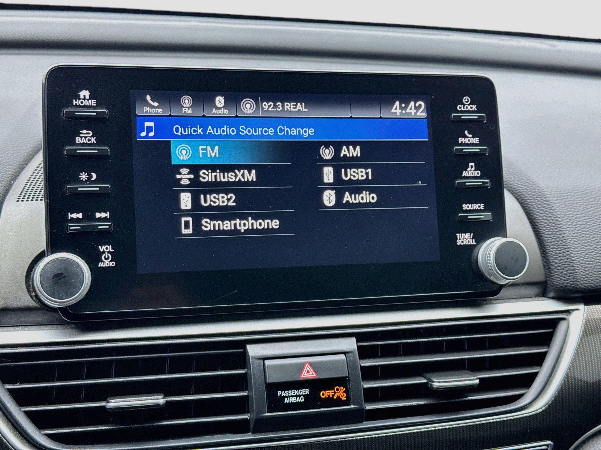 Used 2019 Honda Accord Sport image 11
