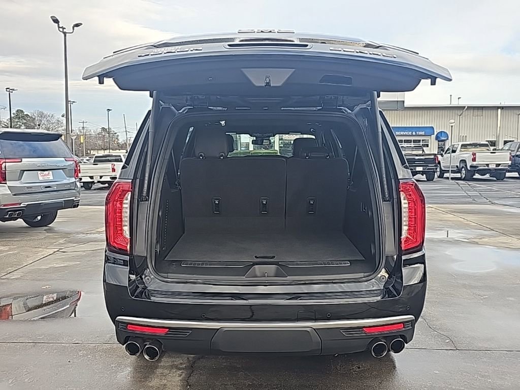 Certified 2024 GMC Yukon XL Denali w/ Max Trailering Package image 6
