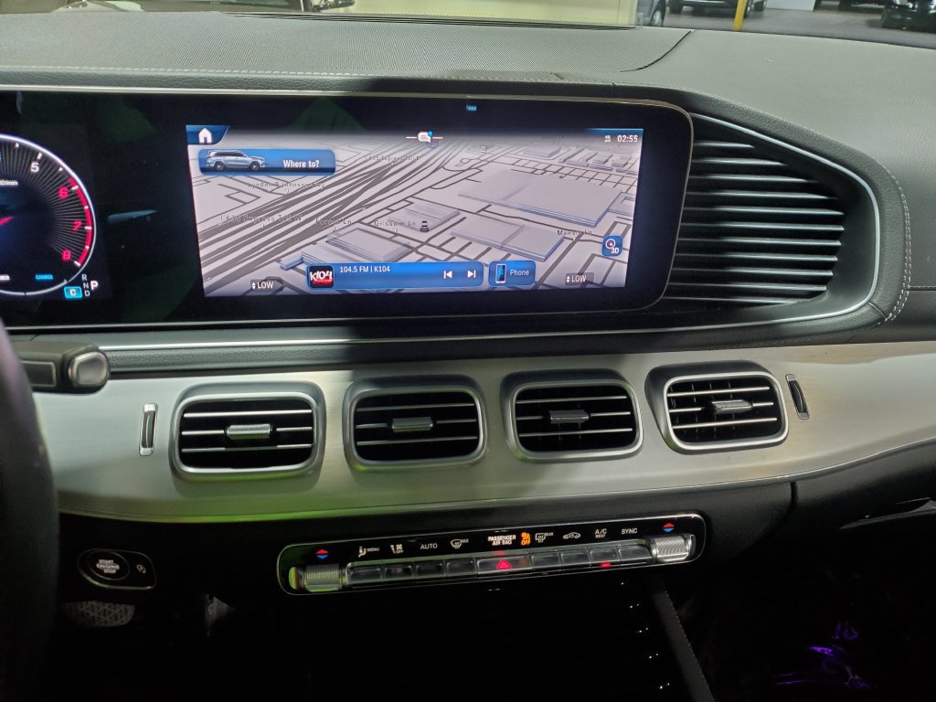 Used 2024 Mercedes-Benz GLS 450 4MATIC image 34