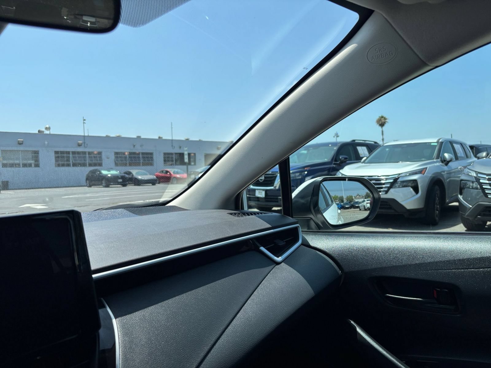 Used 2025 Toyota Corolla LE FWD image 35
