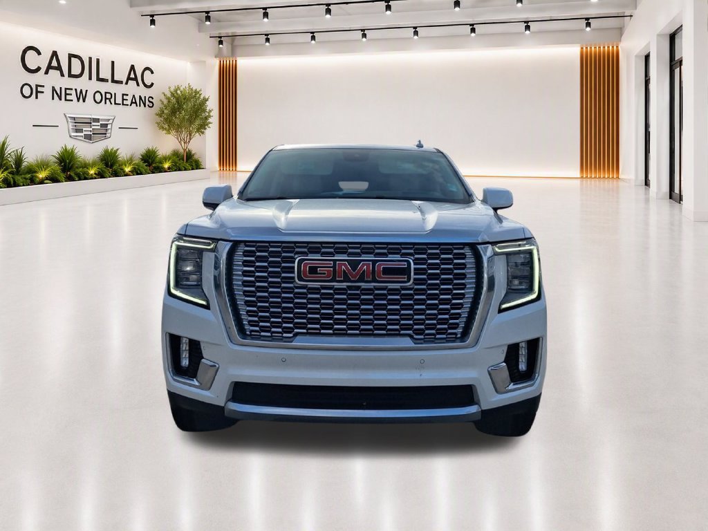 Used 2023 GMC Yukon XL Denali w/ Denali Reserve Package RWD image 9