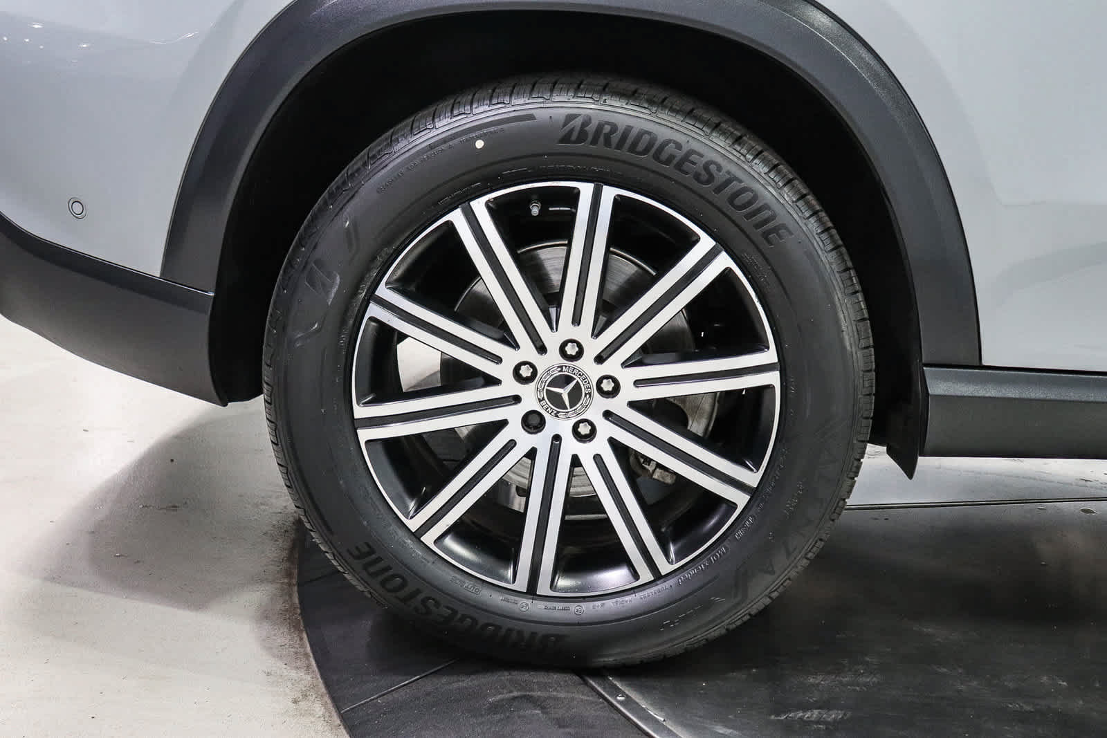 Certified 2025 Mercedes-Benz GLE 450e 4MATIC image 10