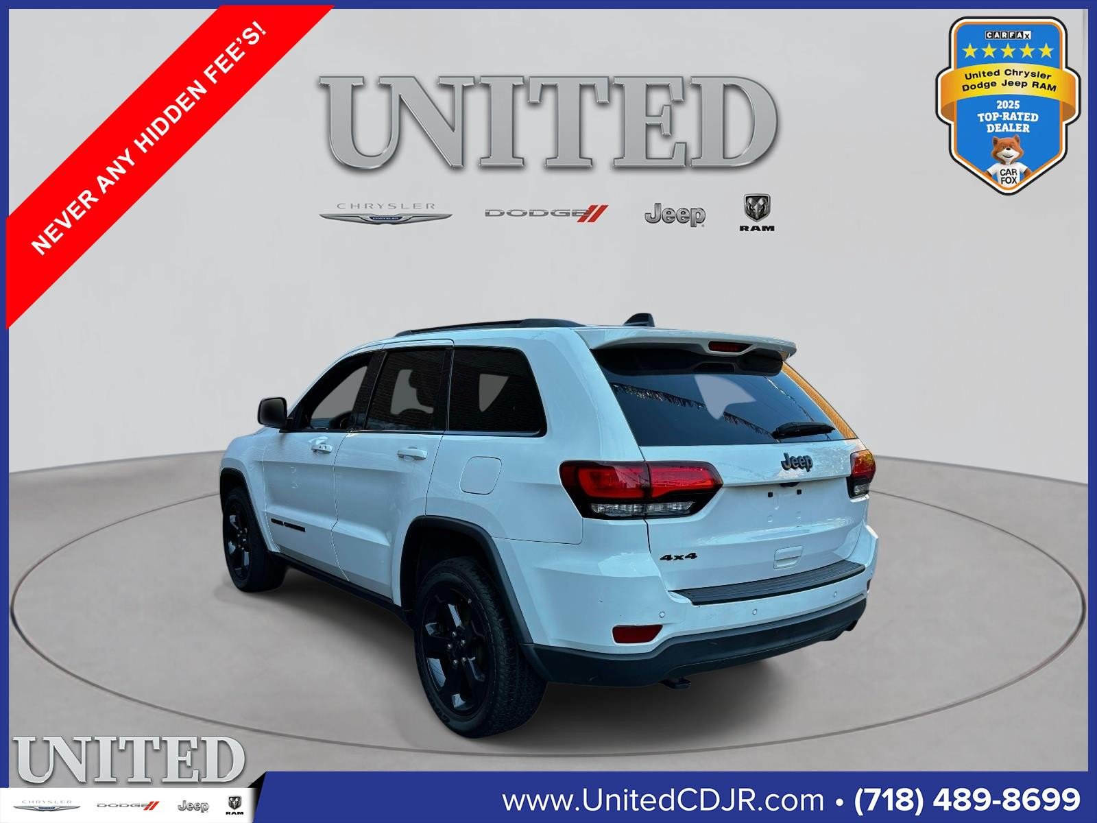 Used 2018 Jeep Grand Cherokee Laredo AWD/4WD image 6