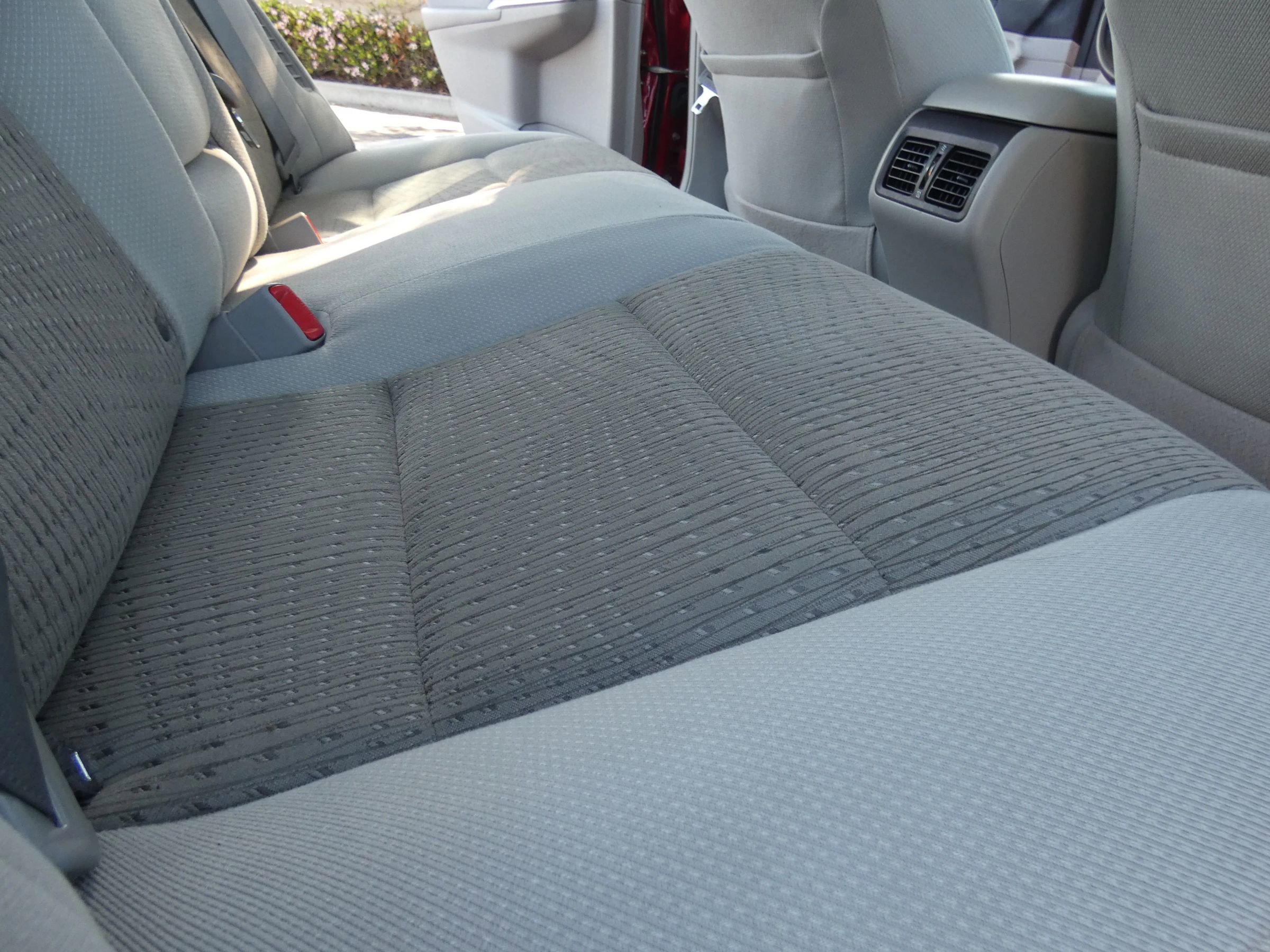 Used 2013 Toyota Camry XLE w/ Convenience Pkg image 39