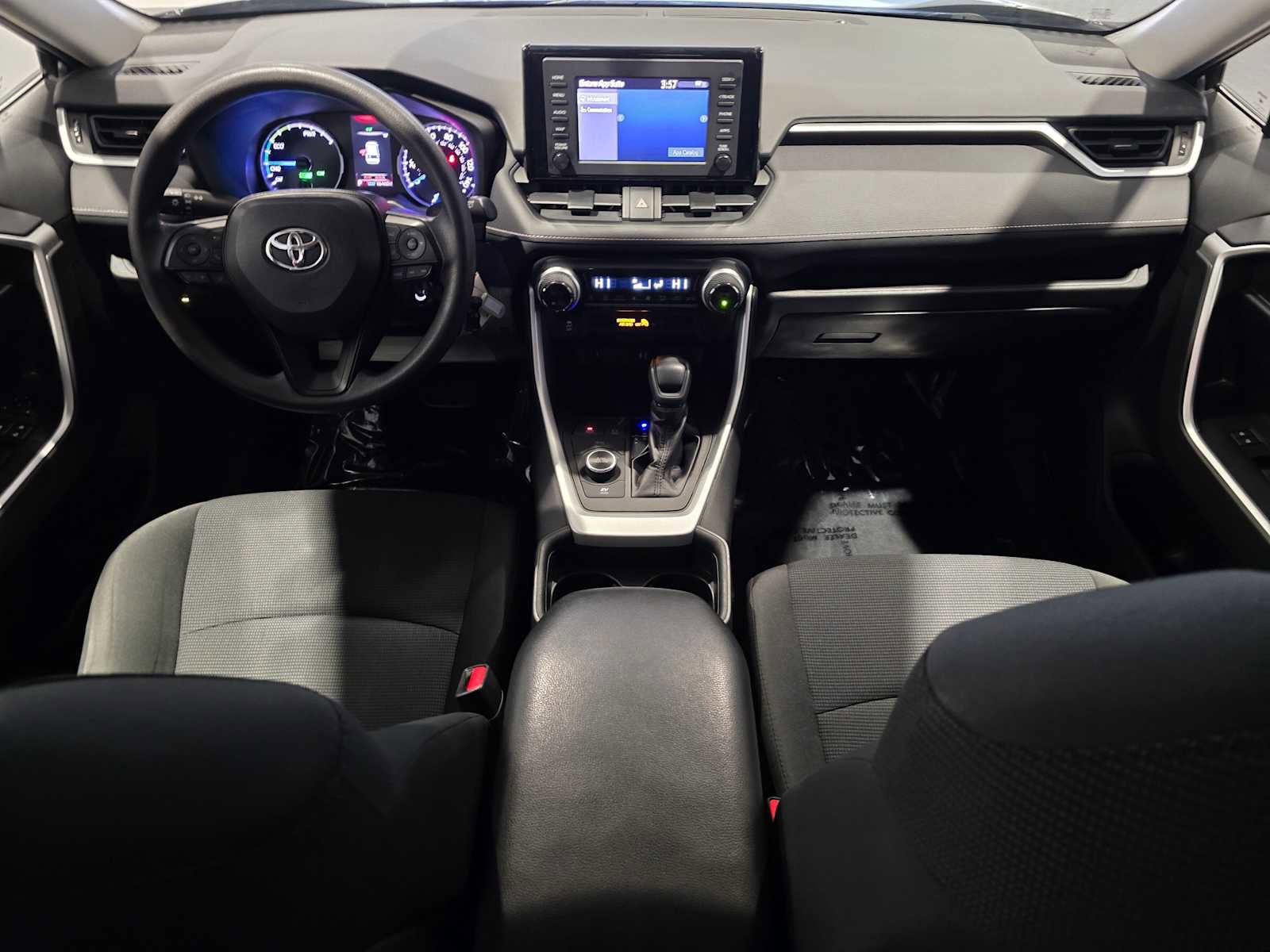 Used 2019 Toyota RAV4 LE image 21