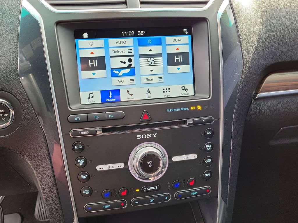 Used 2018 Ford Explorer Limited w/ Equipment Group 301A image 27