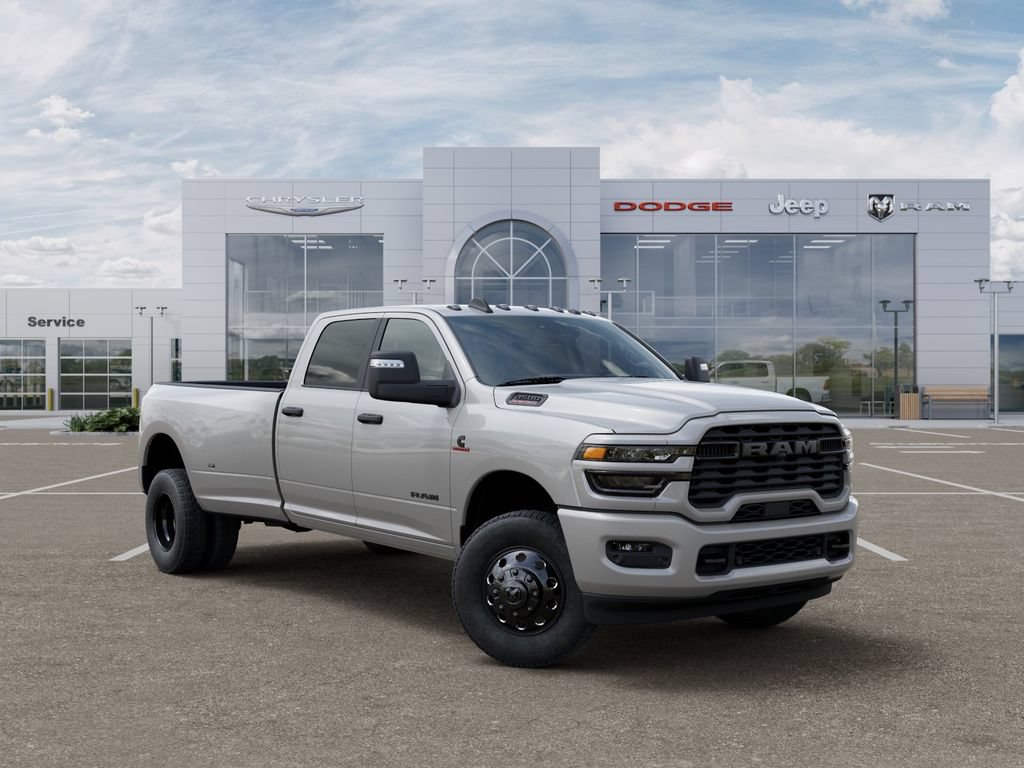 New 2026 RAM 3500 Big Horn AWD/4WD image 5
