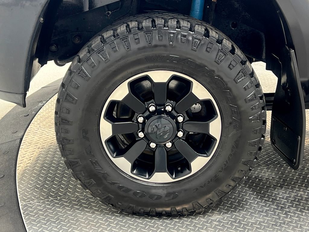 Used 2018 RAM 2500 Power Wagon w/ Leather & Luxury Group AWD/4WD image 40