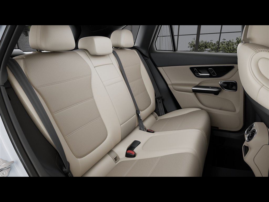 Certified 2026 Mercedes-Benz GLC 300 4MATIC image 40