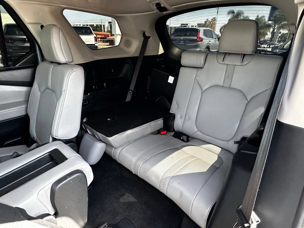 Used 2023 Honda Pilot Touring image 19