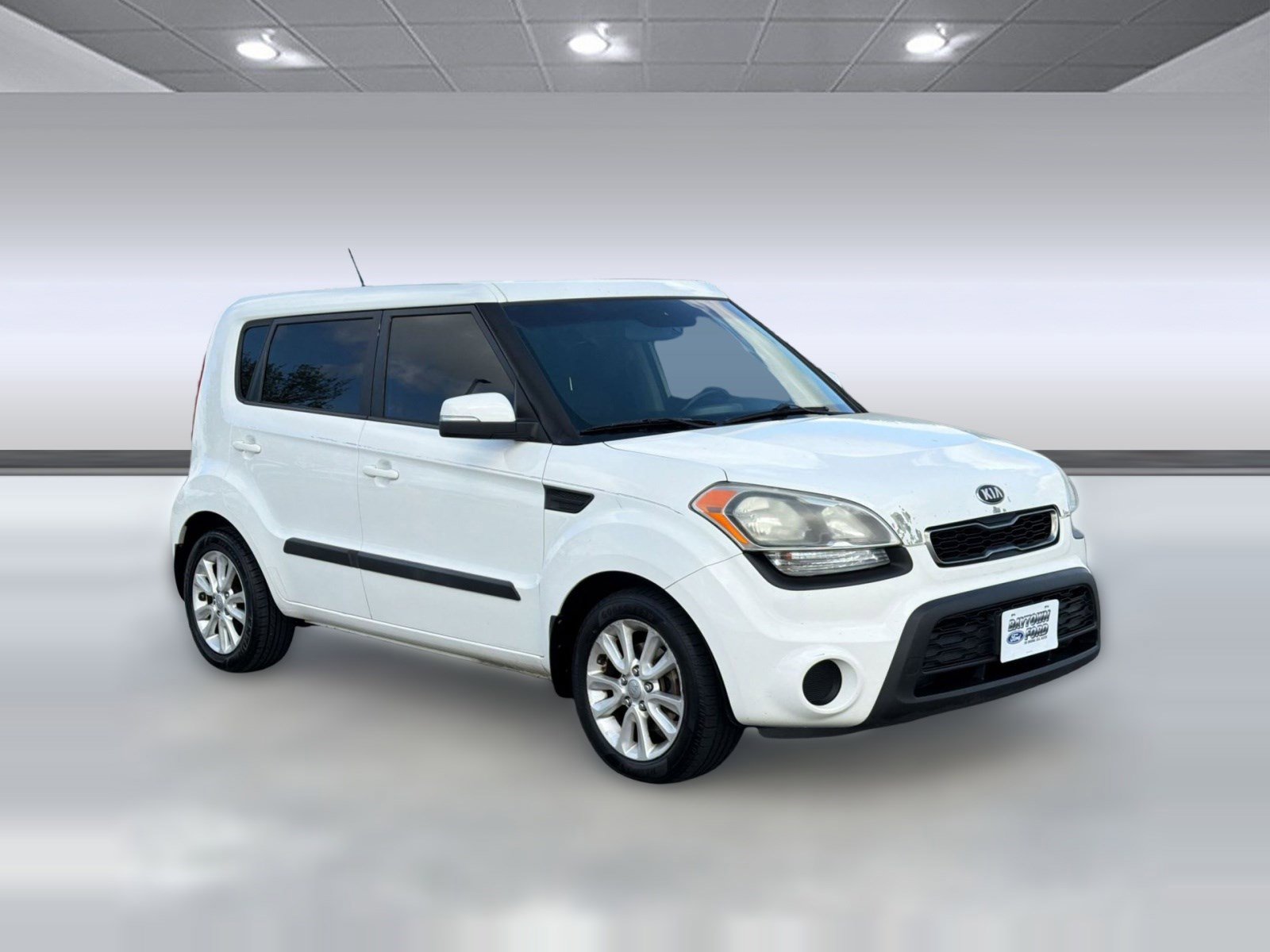 Used 2013 Kia Soul + FWD image 7