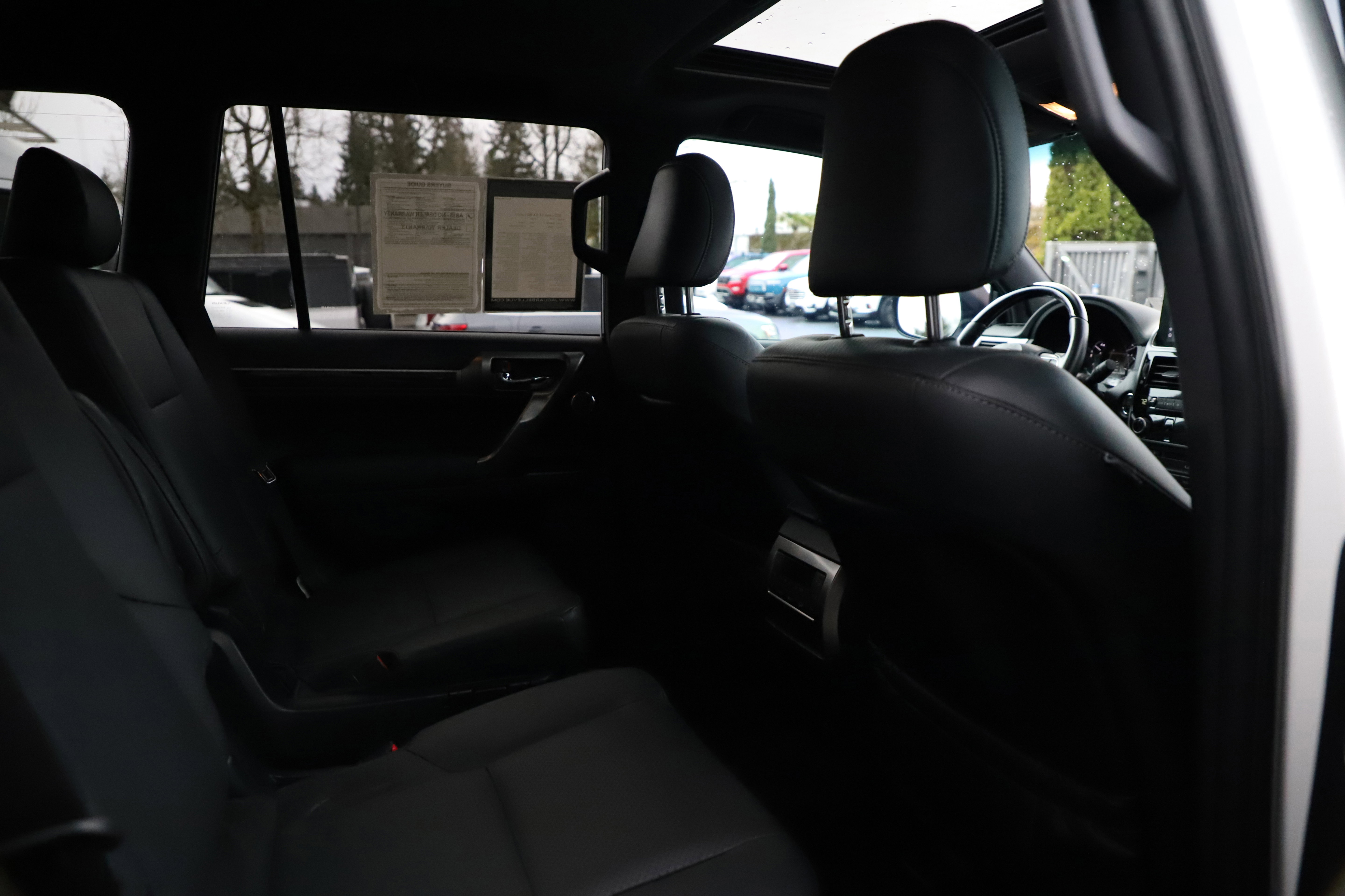 Used 2022 Lexus GX 460 Luxury w/ Sport Design Package image 10