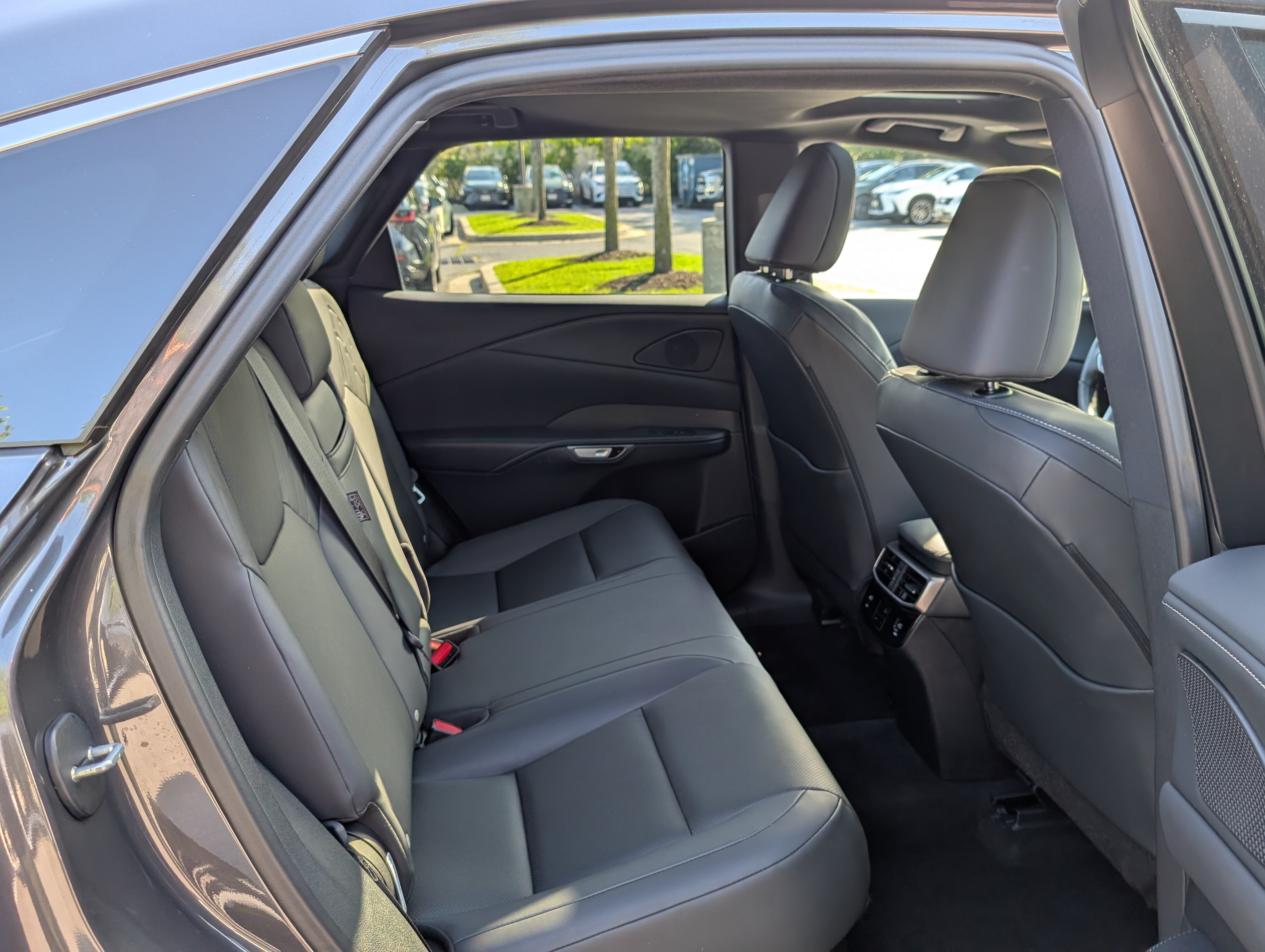 Certified 2025 Lexus RX 350 Premium w/ Convenience Package AWD/4WD image 12