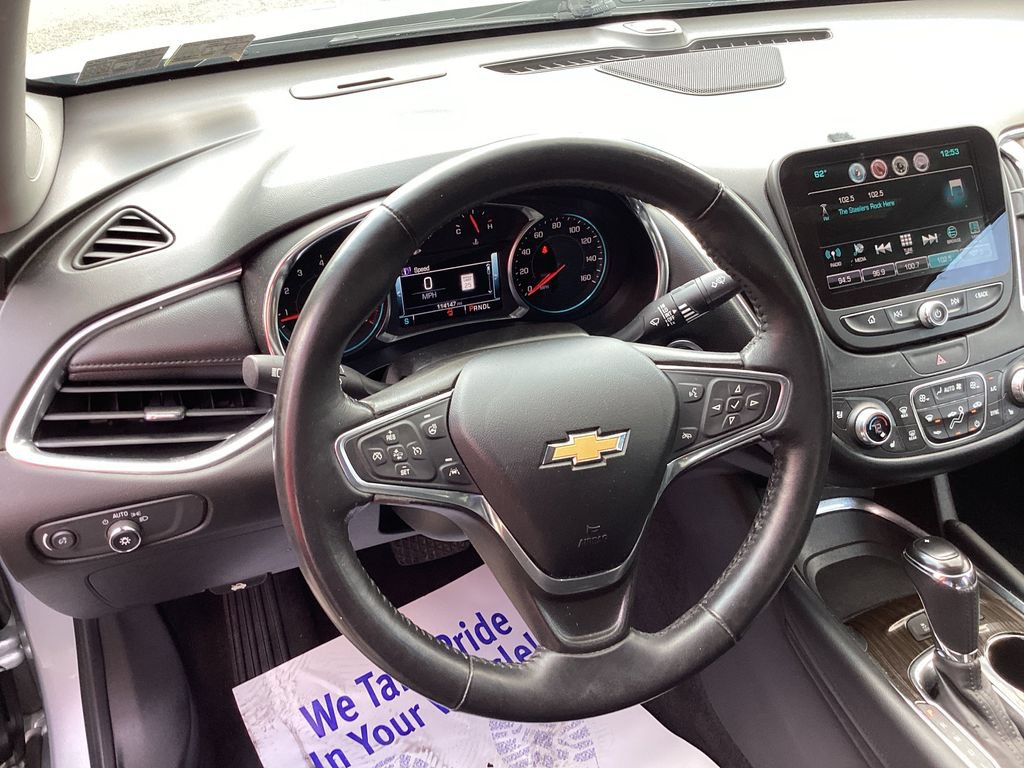 Used 2017 Chevrolet Malibu Premier w/ Premier Sun and Wheel Package FWD image 16