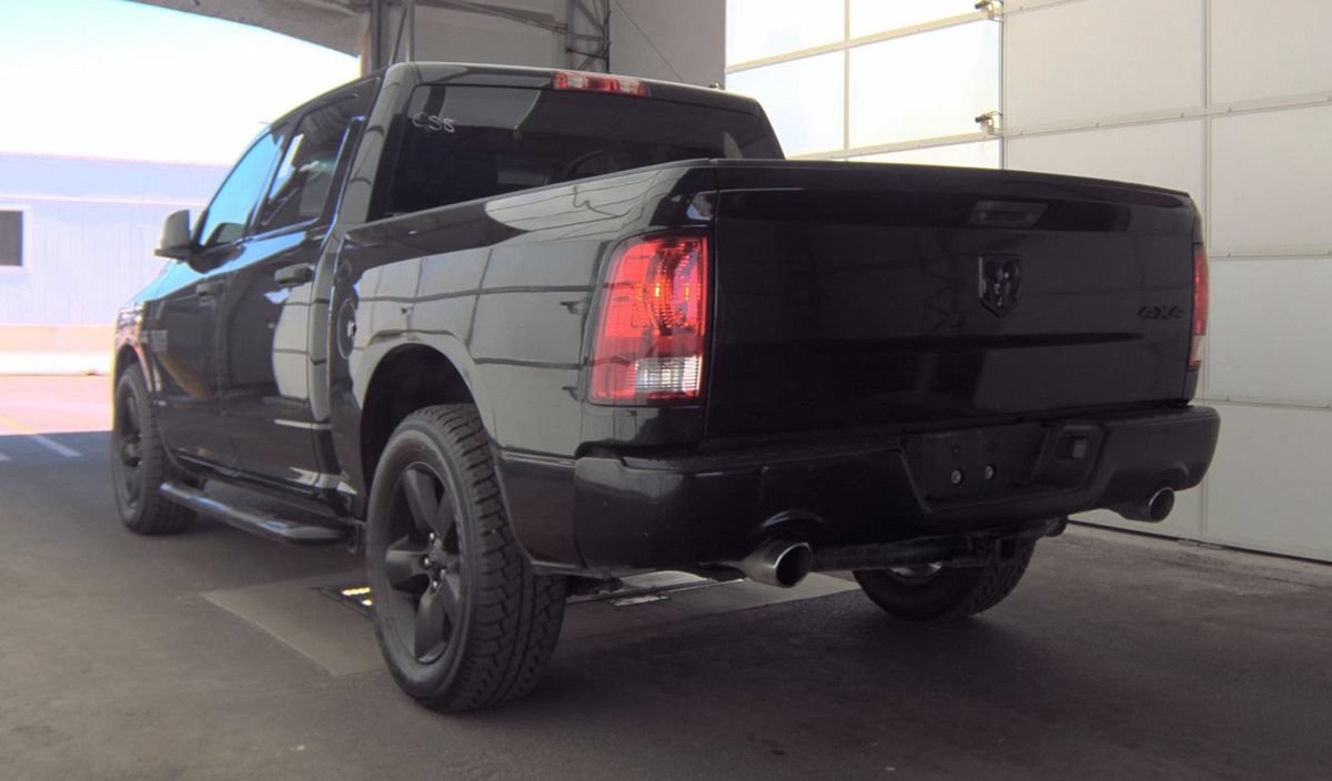 Used 2016 RAM 1500 Express w/ Black Ram 1500 Express Group AWD/4WD image 8