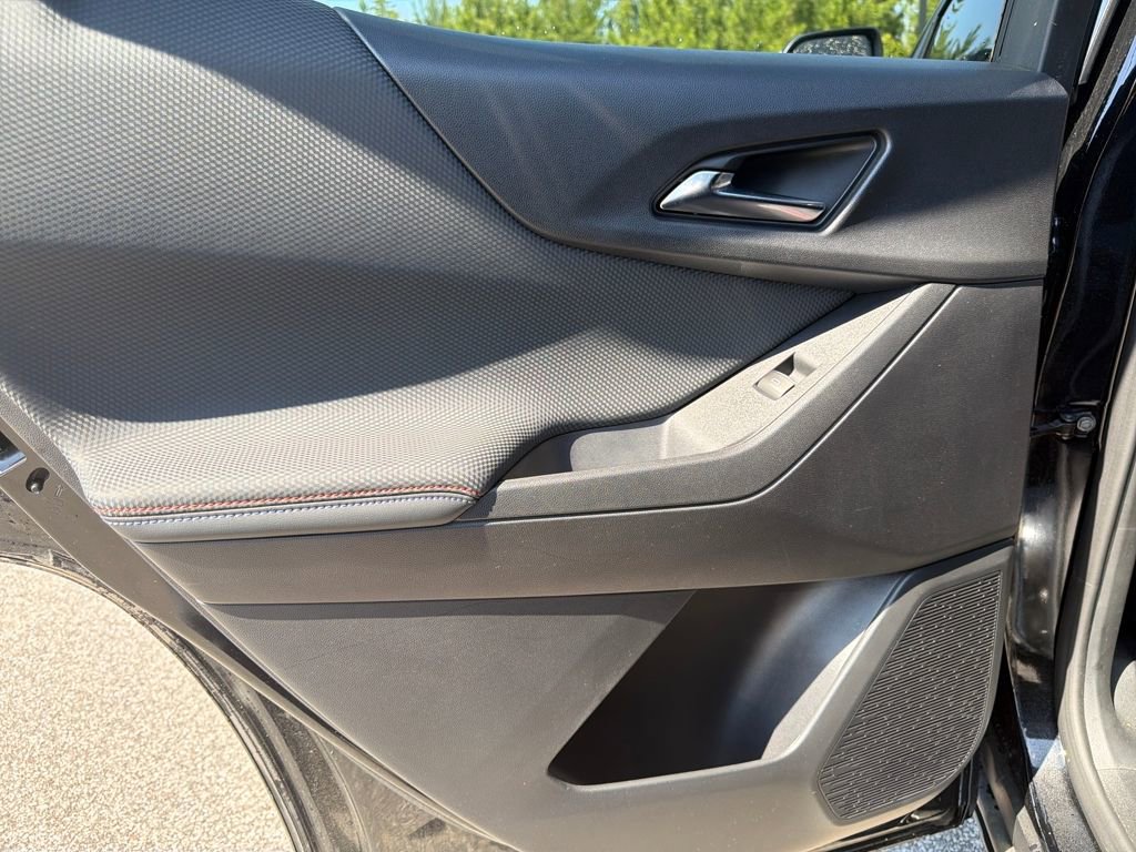 Used 2025 Chevrolet Equinox RS image 29