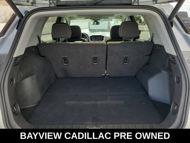 Used 2023 GMC Terrain SLE w/ Driver Convenience Package FWD image 10
