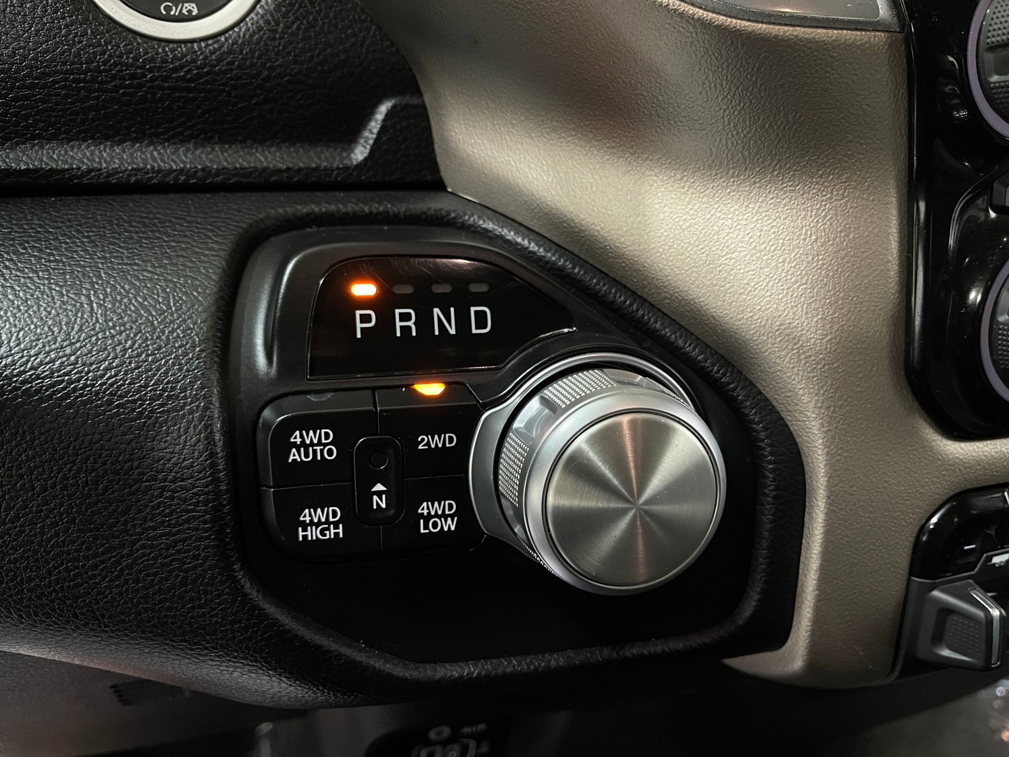 Used 2020 RAM 1500 Laramie AWD/4WD image 28