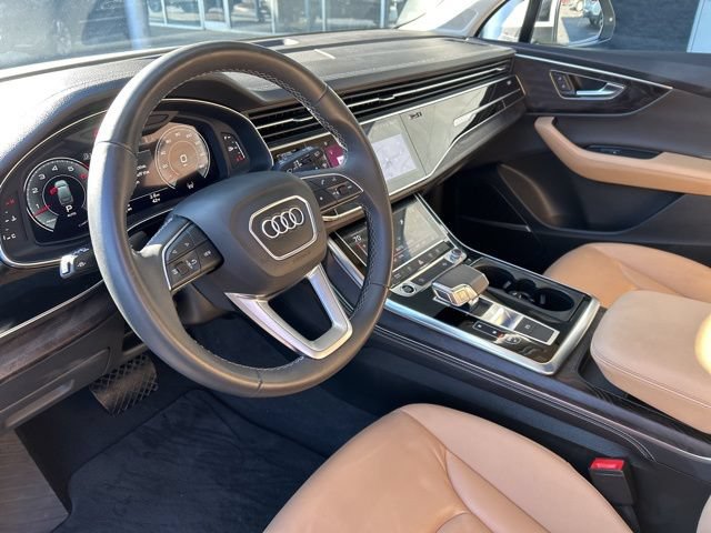 Used 2025 Audi Q7 3.0T Premium Plus AWD/4WD image 23