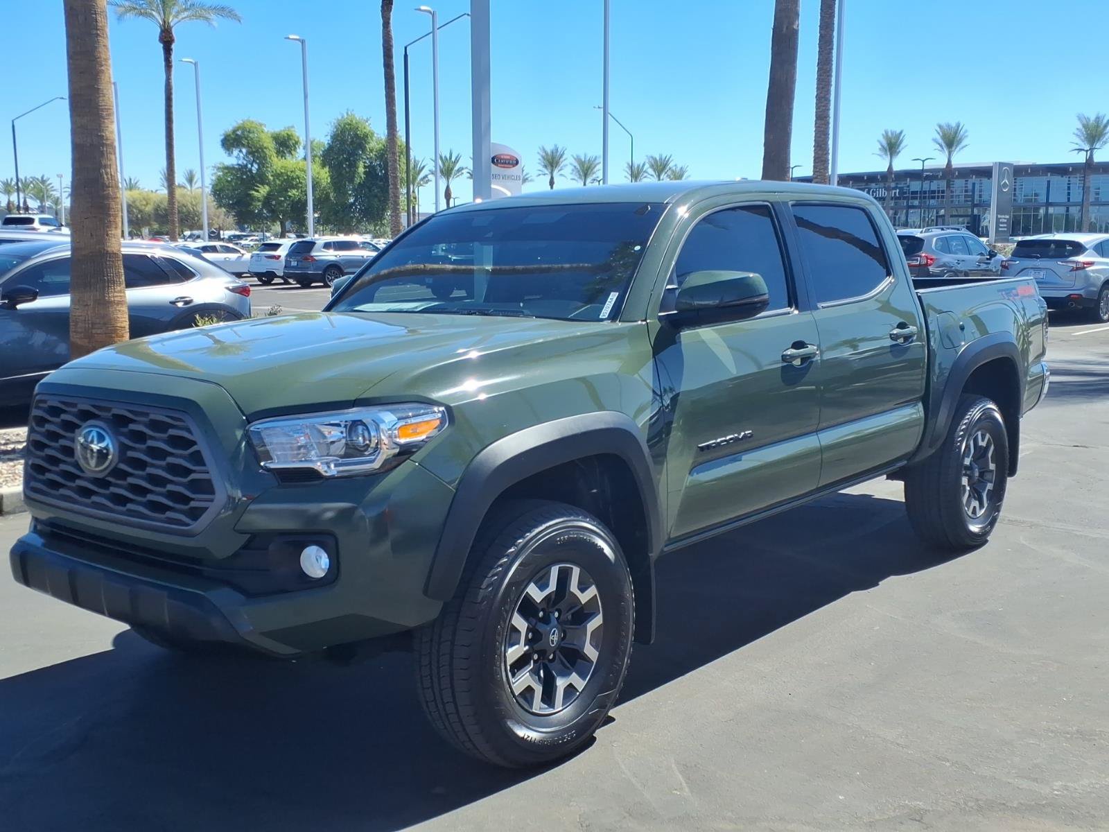 Used 2022 Toyota Tacoma TRD Off-Road AWD/4WD image 8