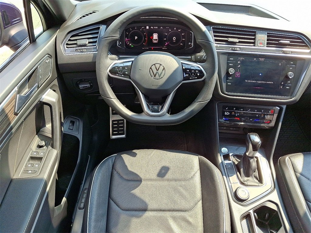 Used 2022 Volkswagen Tiguan SEL R-Line image 12