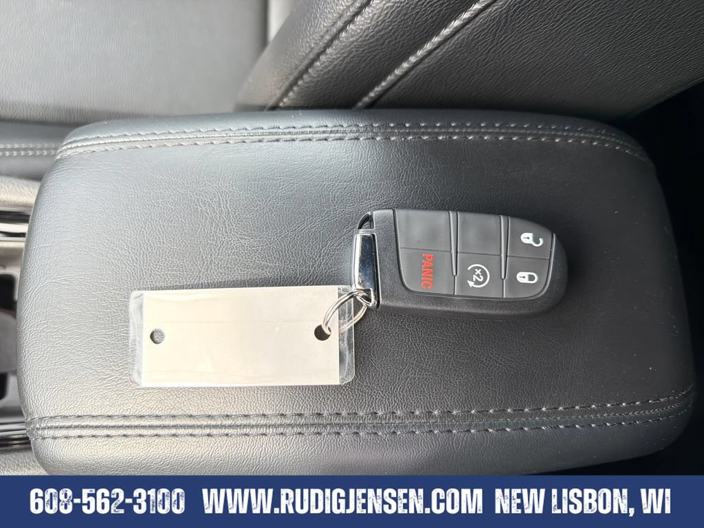 Used 2025 Jeep Compass Limited AWD/4WD image 27