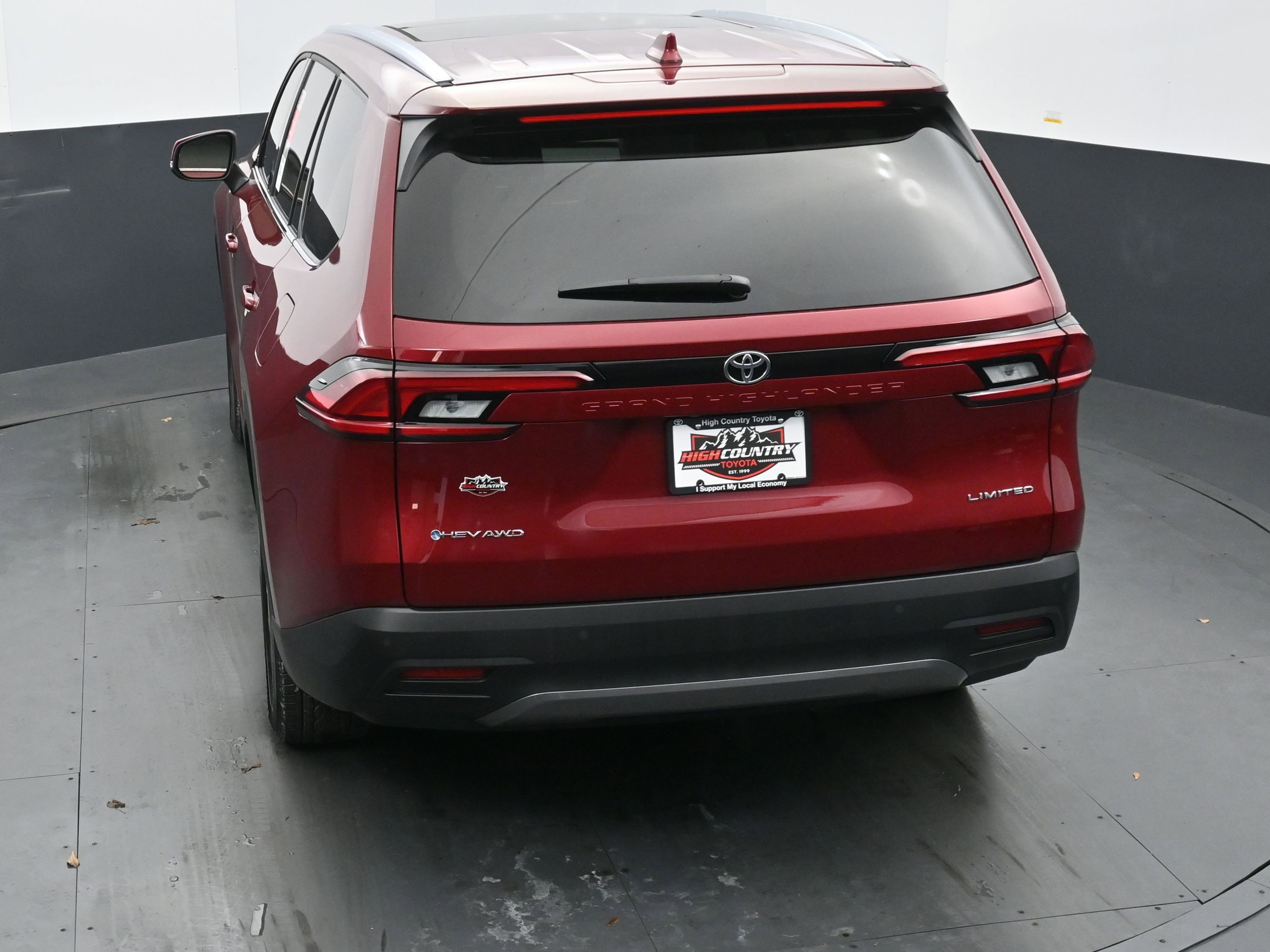 Used 2026 Toyota Grand Highlander Limited image 31