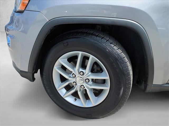 Used 2017 Jeep Grand Cherokee Laredo w/ Quick Order Package 2BE RWD image 23