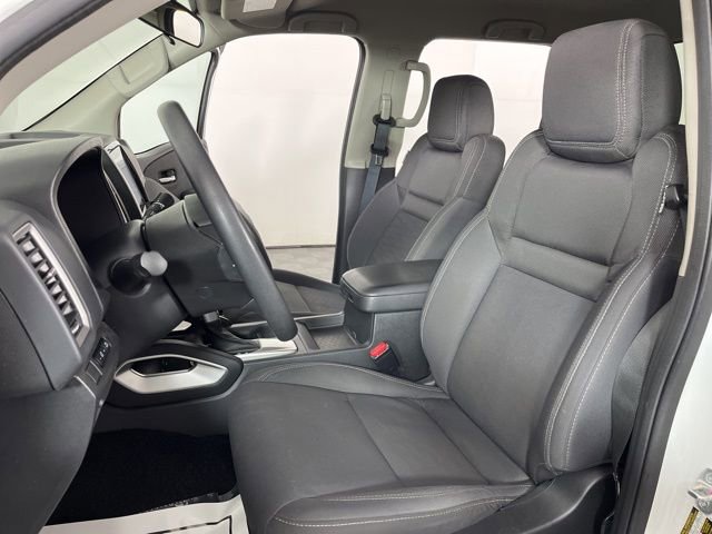 Used 2024 Nissan Frontier SV image 18