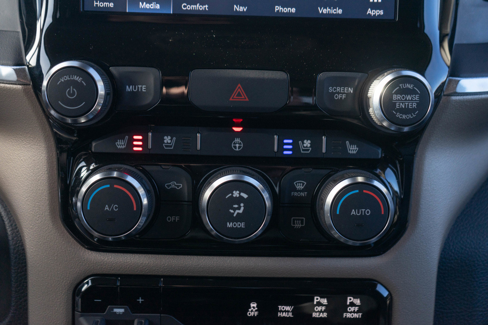 Used 2022 RAM 1500 Laramie image 16