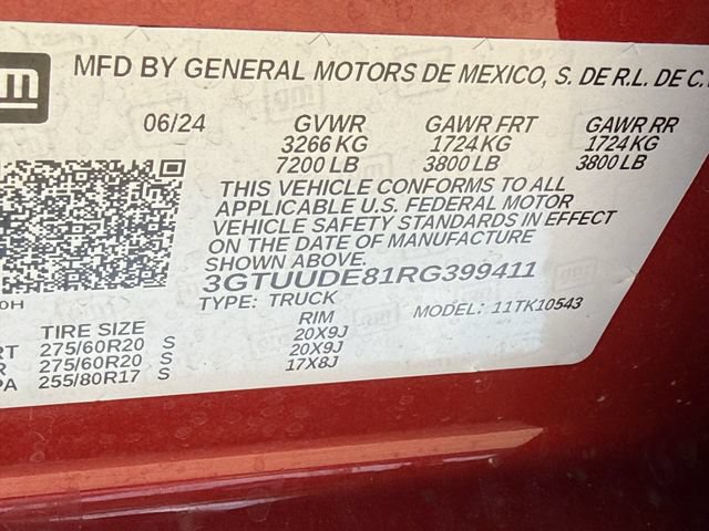 Used 2024 GMC Sierra 1500 SLT AWD/4WD image 29