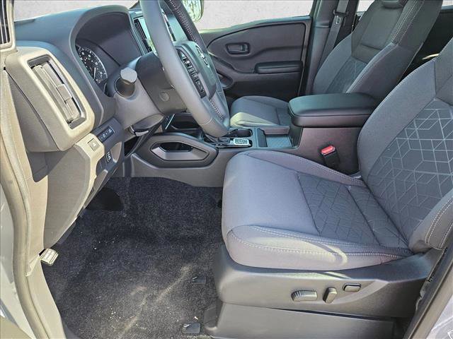 New 2026 Nissan Frontier SV w/ SV Convenience Package image 4