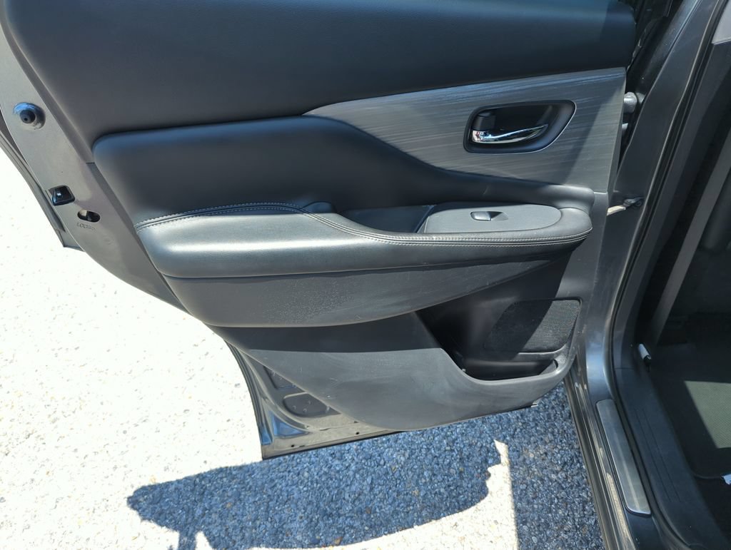 Used 2016 Nissan Murano Platinum w/ Platinum Technology Package FWD image 29