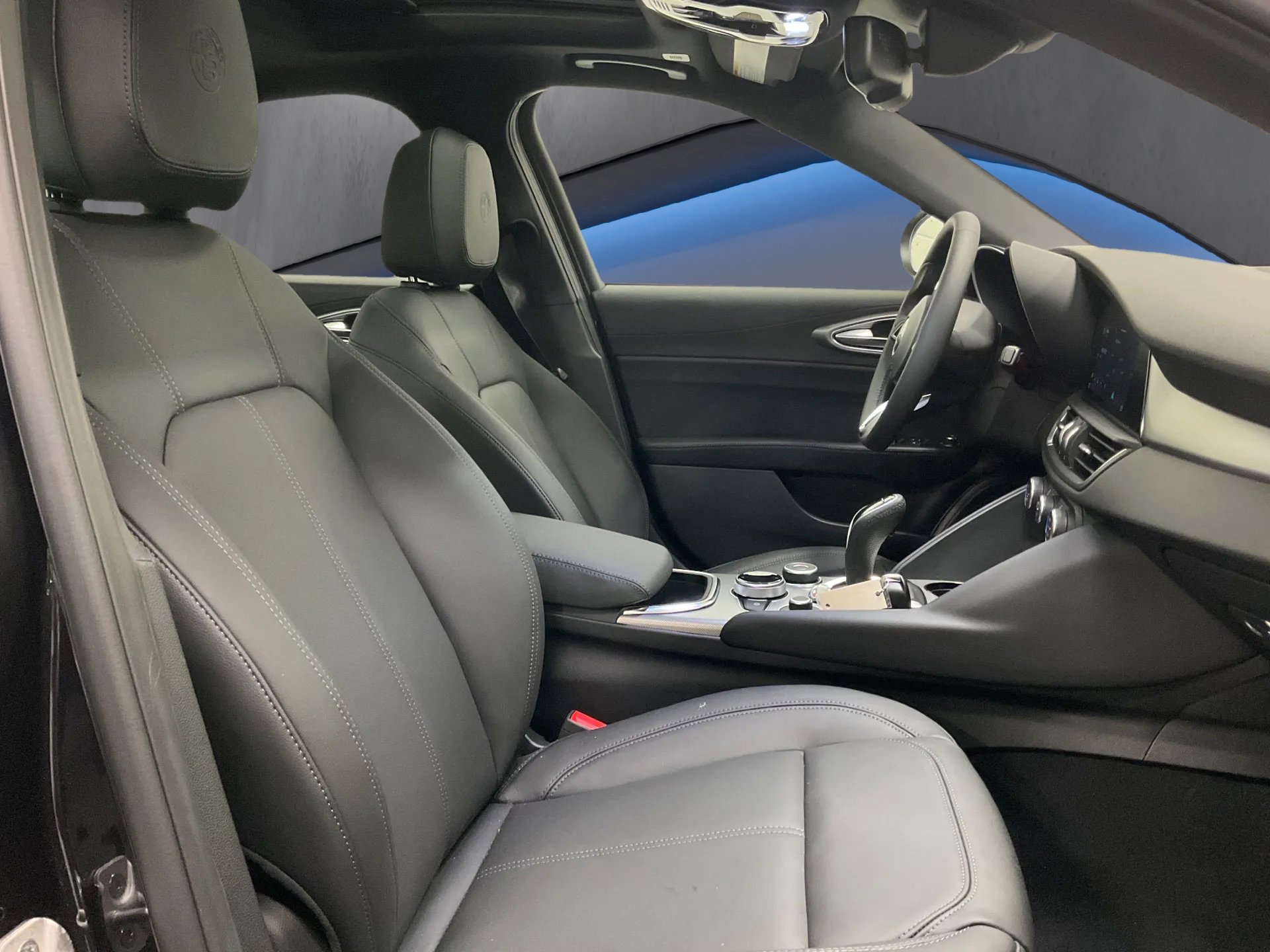 New 2026 Alfa Romeo Giulia AWD 4dr Car w/ Driving Assist Package image 11