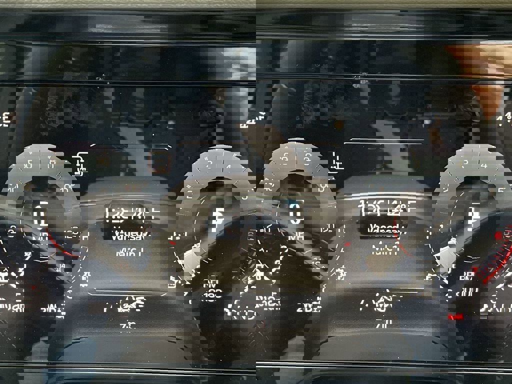 New 2026 GMC Yukon XL Elevation w/ Elevation Premium Package image 12