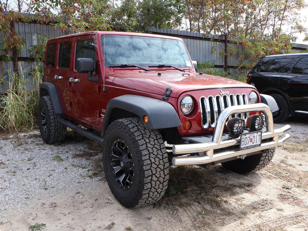 Used 2012 Jeep Wrangler Unlimited Sport AWD/4WD image 15