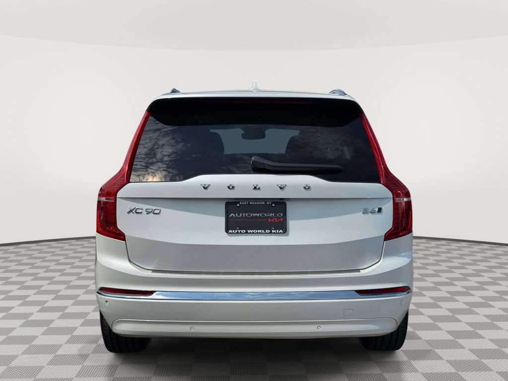 Used 2024 Volvo XC90 B6 Plus w/ Protection Package Premier AWD/4WD image 9