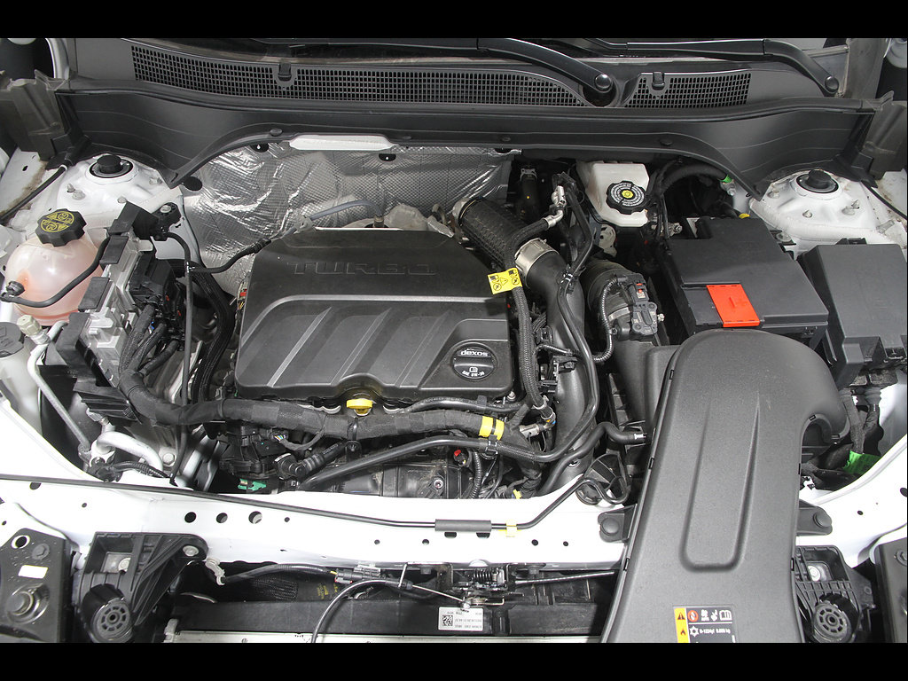 Certified 2024 Chevrolet Trax RS FWD image 20