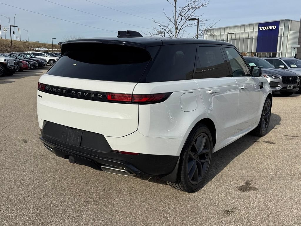 New 2026 Land Rover Range Rover Sport SE AWD/4WD image 4