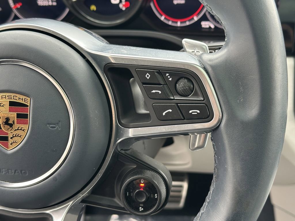 Used 2022 Porsche Cayenne S image 30