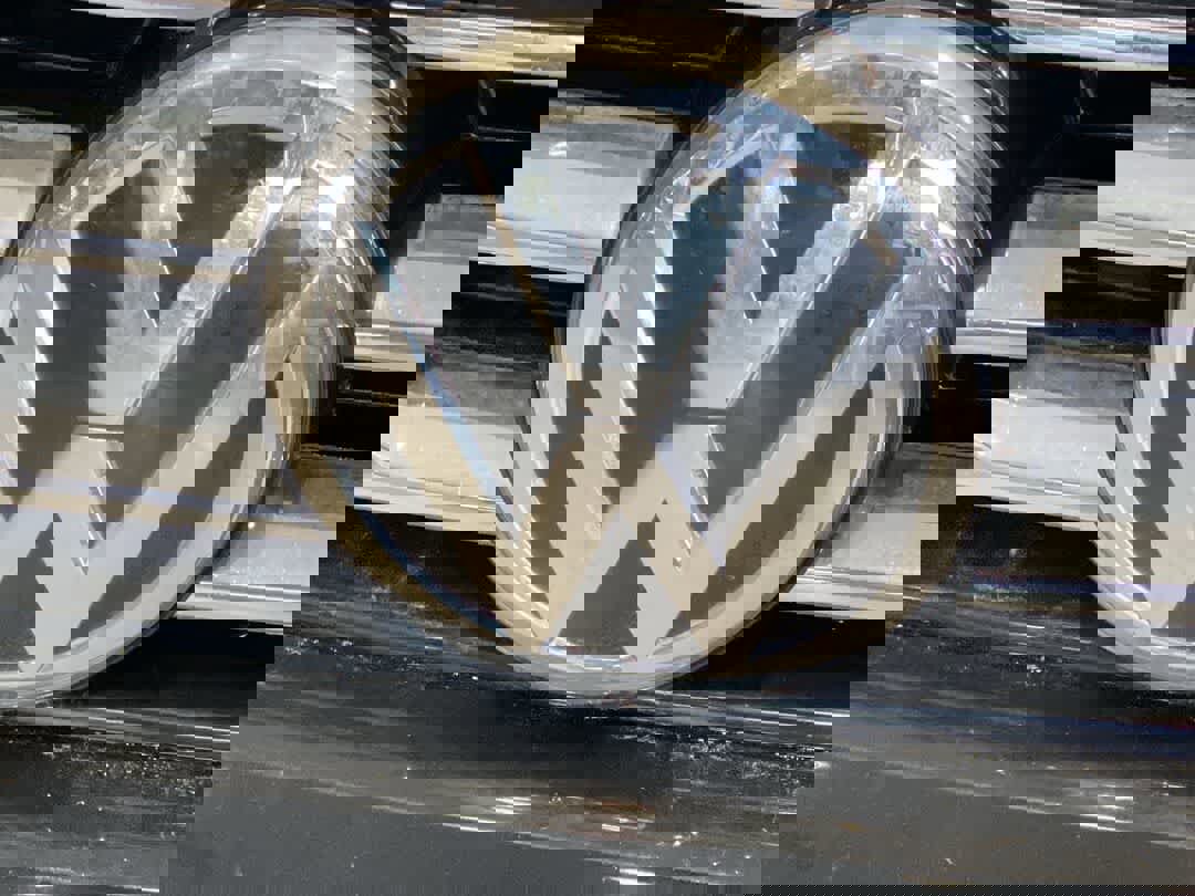 Used 2019 Volkswagen Tiguan S image 10