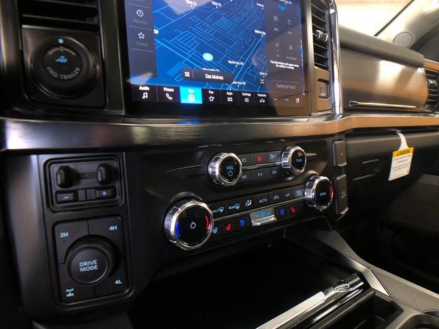 New 2026 Ford F250 Lariat w/ Black Appearance Package AWD/4WD image 18