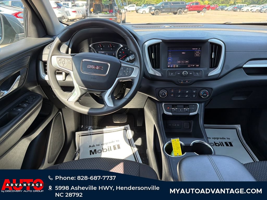 Used 2024 GMC Terrain SLE AWD/4WD image 31