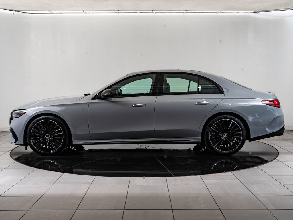 New 2026 Mercedes-Benz E 350 4MATIC Sedan image 5